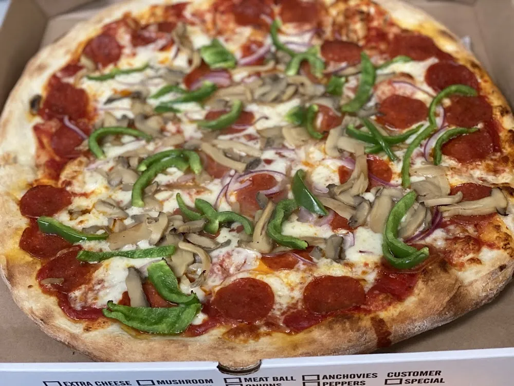 Deluxe Pizza